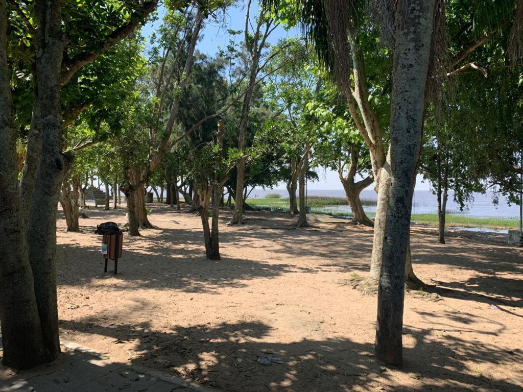 Ap beira da Praia das Ondinas Sao Lourenco do Sul Exterior foto